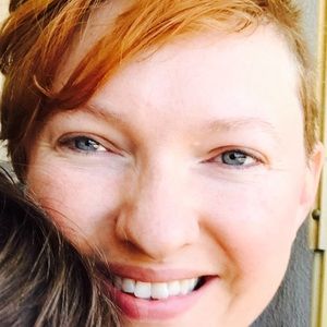 Meet your Posher, Carla